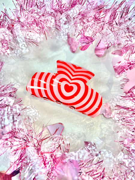 Groovy Heart Clip